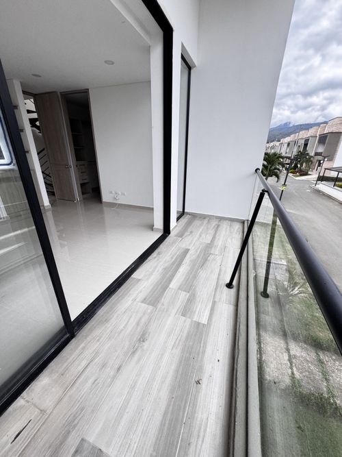 Casa de 3 alcobas en venta en Alfaguara, Jamundí, 290 m² · foto 15 de 24