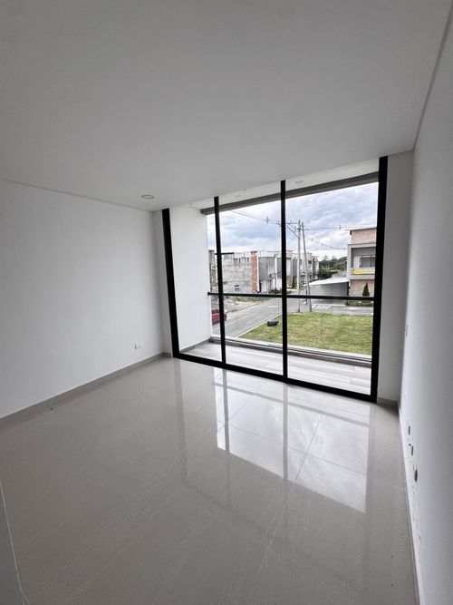 Casa de 3 alcobas en venta en Alfaguara, Jamundí, 290 m² · foto 23 de 24