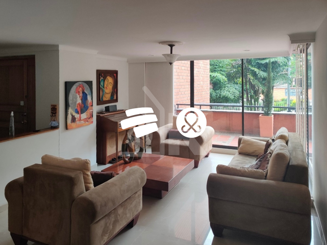 Apartamento de 4 alcobas en venta en Lalinde, Medellín, 160 m² · foto 15 de 22