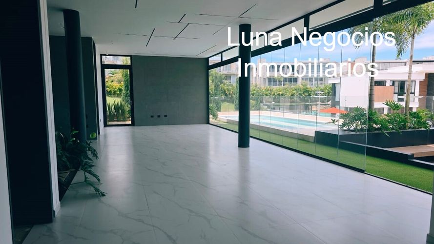 Casa de 3 alcobas en venta en Ruitoque Condominio, Floridablanca, 1040 m² · foto 6 de 21