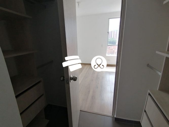 Apartamento de 3 alcobas en venta en Entreamigos, Sabaneta, 76 m² · foto 6 de 18