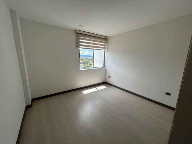 Apartamento de 3 alcobas en venta en Palmas De Belmonte, Pereira, 78 m² · foto 7 de 17