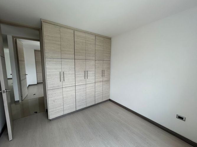 Apartamento de 3 alcobas en venta en Palmas De Belmonte, Pereira, 78 m² · foto 9 de 17
