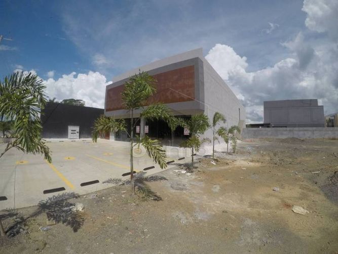 Local en arriendo en El Eden, Montería, 560 m² · foto 4 de 11
