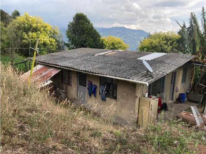 Finca en venta en La Polonia, La Calera, 200 m² · foto 3 de 7