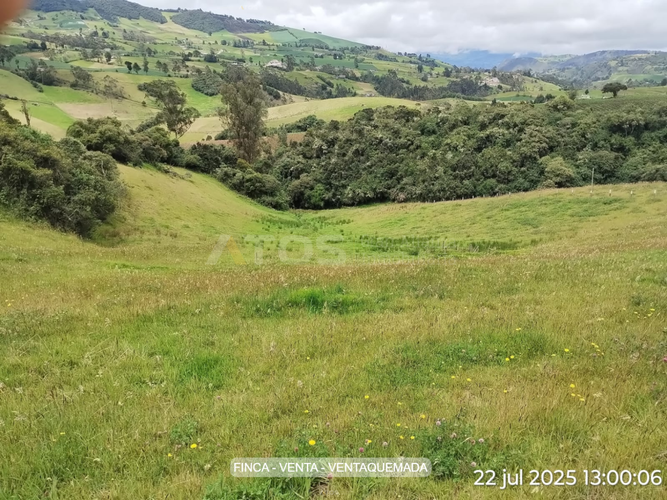 Finca en venta en Puente Poyaca, Tunja, 33779 m² · foto 9 de 10