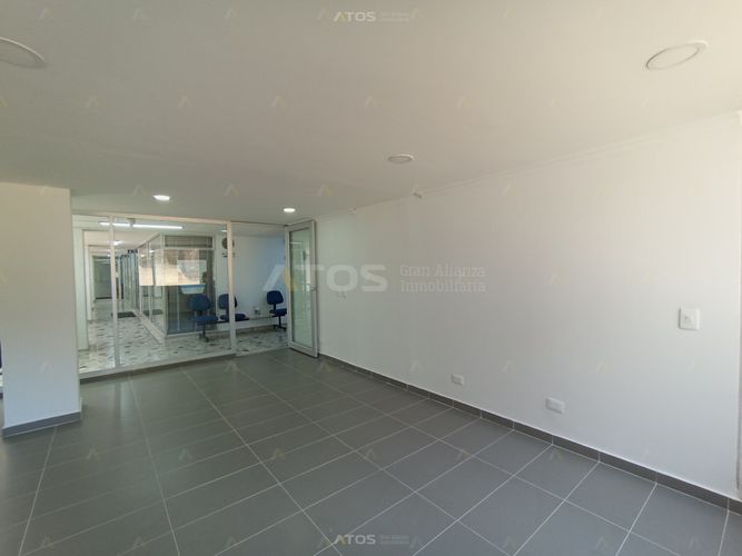 Local en arriendo en Tunja, Tunja, 14 m² · foto 8 de 11