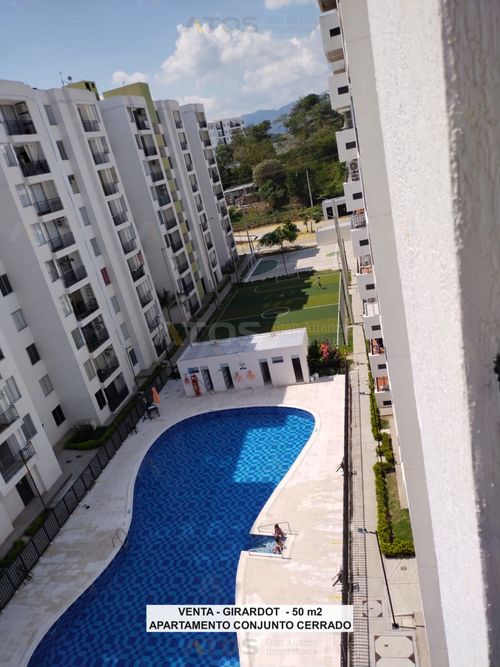 Apartamento de 2 alcobas en venta en Girardot, Girardot, 50 m² · foto 2 de 12