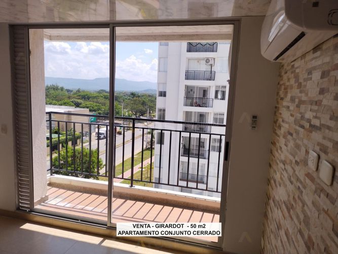 Apartamento de 2 alcobas en venta en Girardot, Girardot, 50 m² · foto 3 de 12