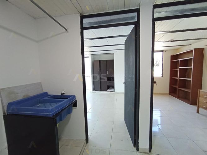 Casa de 9 alcobas en venta en La Calleja, Tunja, 230 m² · foto 18 de 24