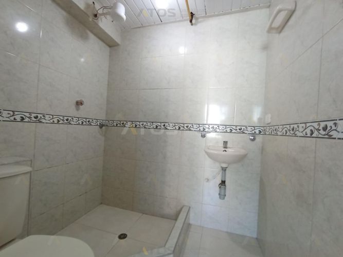 Casa de 9 alcobas en venta en La Calleja, Tunja, 230 m² · foto 23 de 24