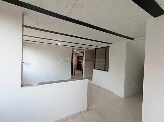 Casa de 9 alcobas en venta en La Calleja, Tunja, 230 m² · foto 24 de 24