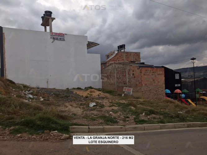 Lote en venta en La Granja, Tunja, 216 m² · foto 2 de 2