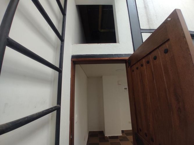 Local en arriendo en Tunja, Tunja, 12 m² · foto 8 de 11