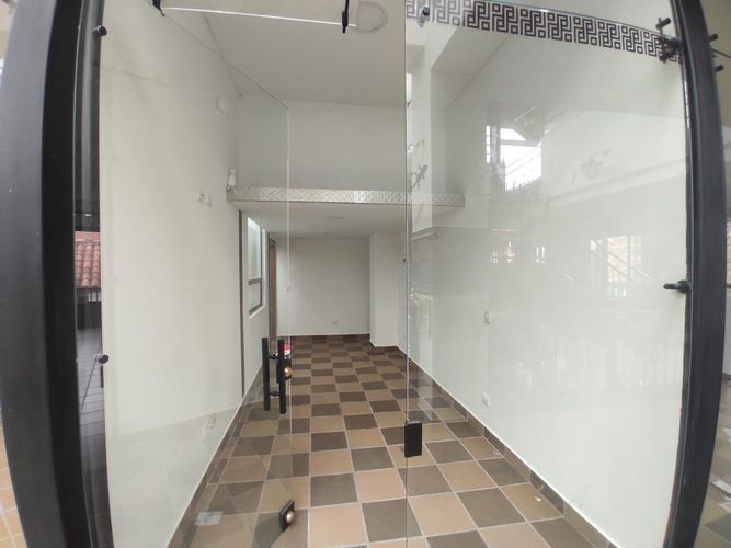 Local en arriendo en Tunja, Tunja, 12 m² · foto 10 de 11