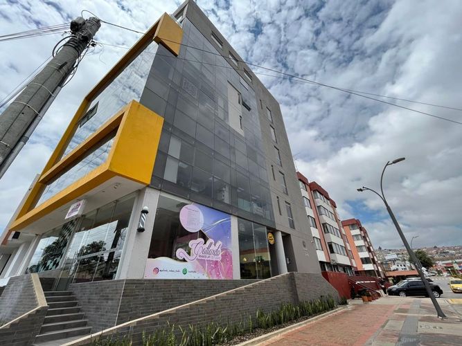 Oficina en venta en La Glorieta, Tunja, 66 m² · foto 2 de 23