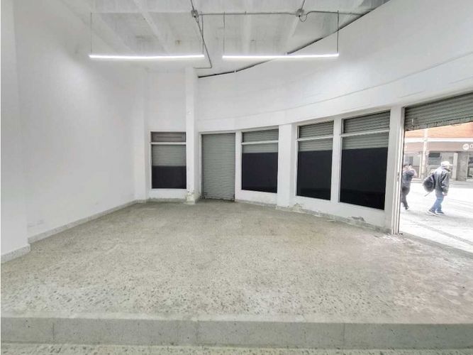 Local en arriendo en Villa Nueva, Medellín, 70 m² · foto 2 de 7