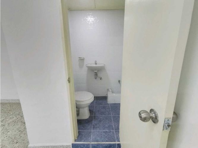 Local en arriendo en Villa Nueva, Medellín, 70 m² · foto 6 de 7