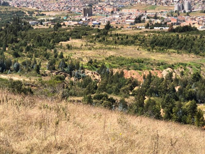 Lote en venta en Pirgua, Tunja, 74642 m² · foto 3 de 12