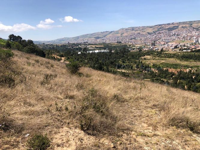Lote en venta en Pirgua, Tunja, 74642 m² · foto 4 de 12