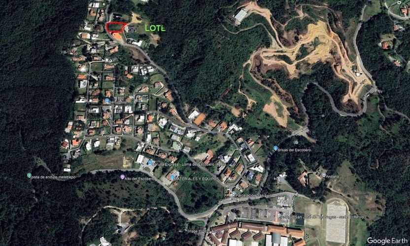 Lote en venta en Loma Del Escobero, El Retiro, 1748 m² · foto 2 de 12