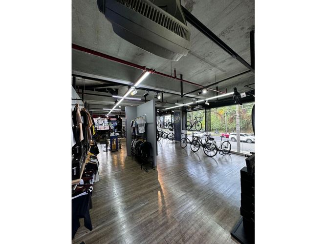 Local en venta en Las Palmas, Medellín, 400 m² · foto 5 de 10