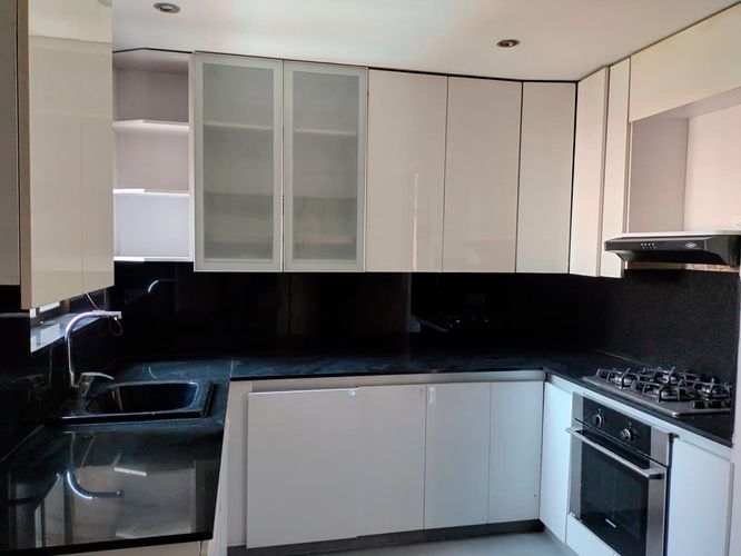 Apartamento de 3 alcobas en arriendo en El Poblado, Medellín, 160 m² · foto 8 de 19