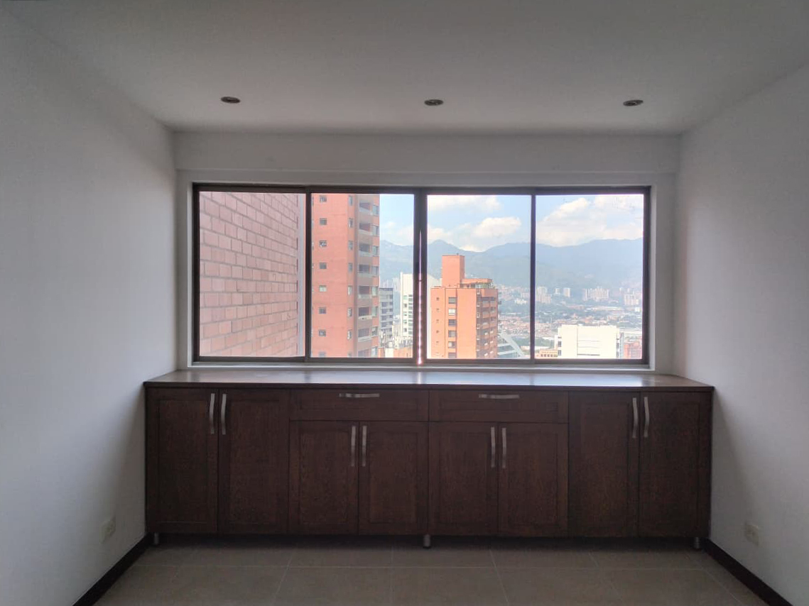 3BR Apartment in Provenza (160 m²) - 2