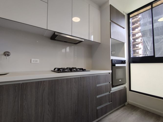 Apartamento de 2 alcobas en arriendo en El Poblado, Medellín, 86 m² · foto 9 de 20