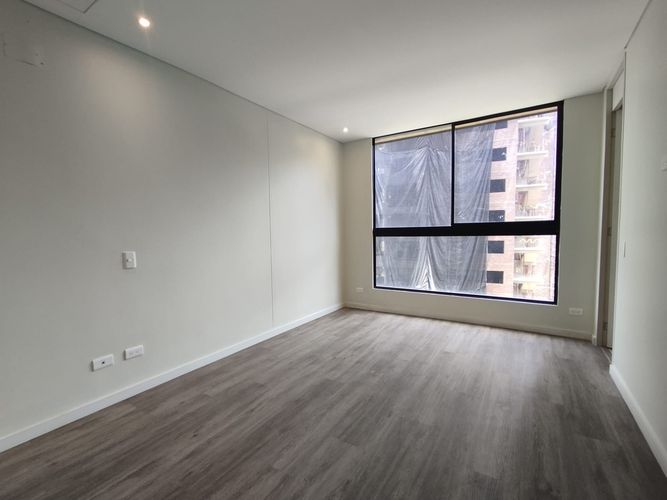 Apartamento de 2 alcobas en arriendo en El Poblado, Medellín, 86 m² · foto 13 de 20