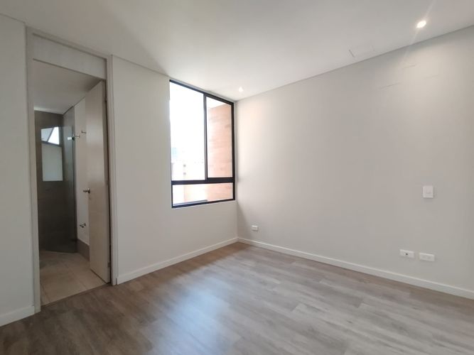Apartamento de 2 alcobas en arriendo en El Poblado, Medellín, 86 m² · foto 17 de 20