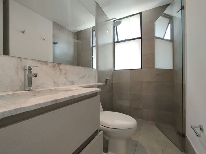 Apartamento de 2 alcobas en arriendo en El Poblado, Medellín, 86 m² · foto 19 de 20