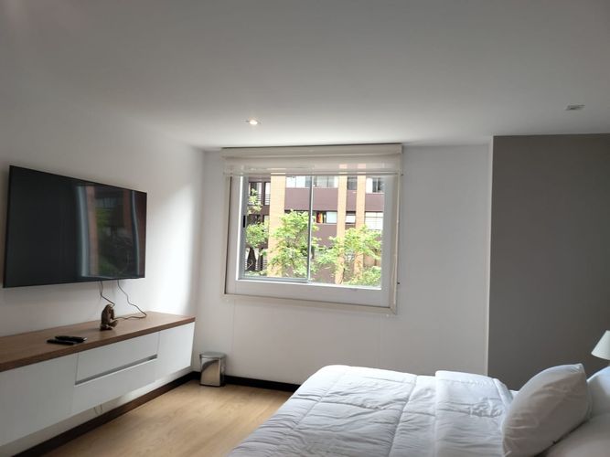 Apartamento de 2 alcobas en arriendo en El Poblado, Medellín, 91 m² · foto 6 de 14