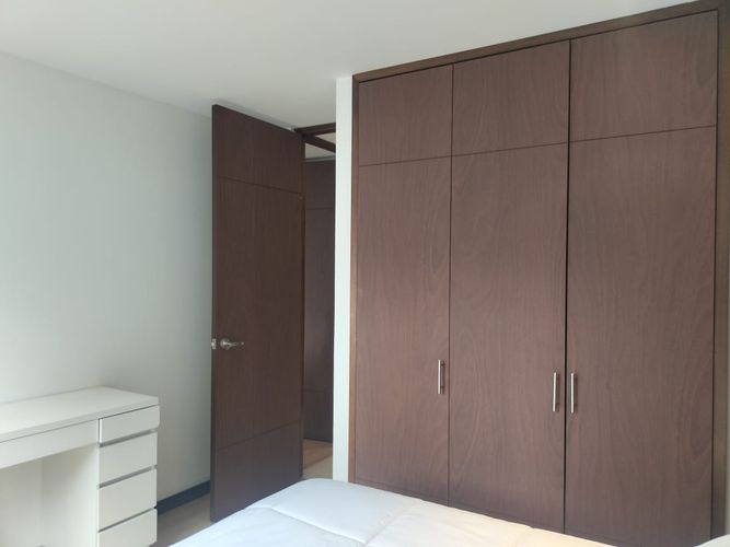 Apartamento de 2 alcobas en arriendo en El Poblado, Medellín, 91 m² · foto 11 de 14