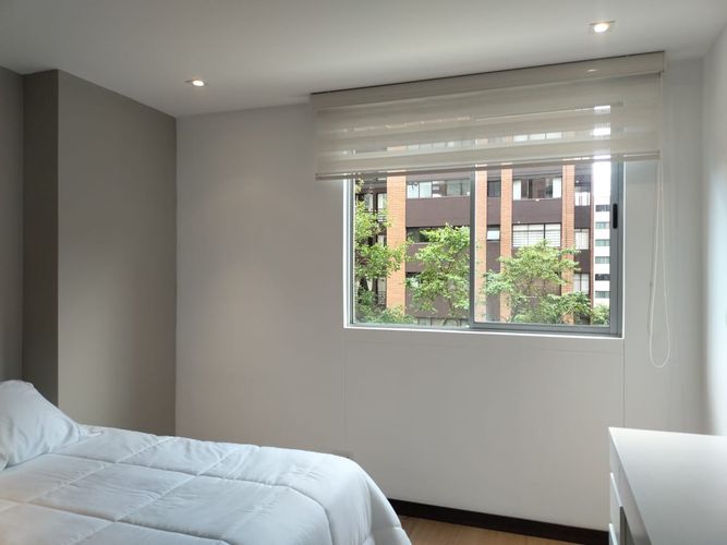 Apartamento de 2 alcobas en arriendo en El Poblado, Medellín, 91 m² · foto 7 de 14