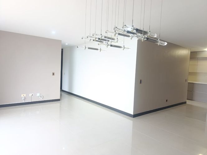 Apartamento de 3 alcobas en arriendo en El Poblado, Medellín, 125 m² · foto 2 de 17