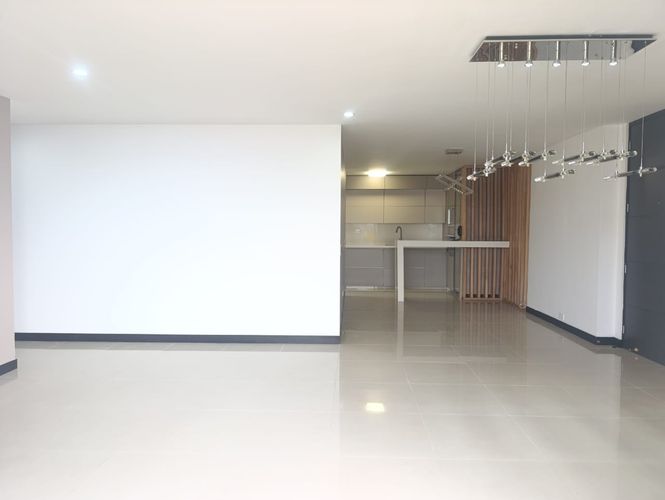Apartamento de 3 alcobas en arriendo en El Poblado, Medellín, 125 m² · foto 6 de 17