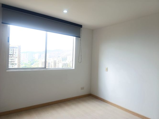 Apartamento de 3 alcobas en arriendo en El Poblado, Medellín, 125 m² · foto 12 de 17