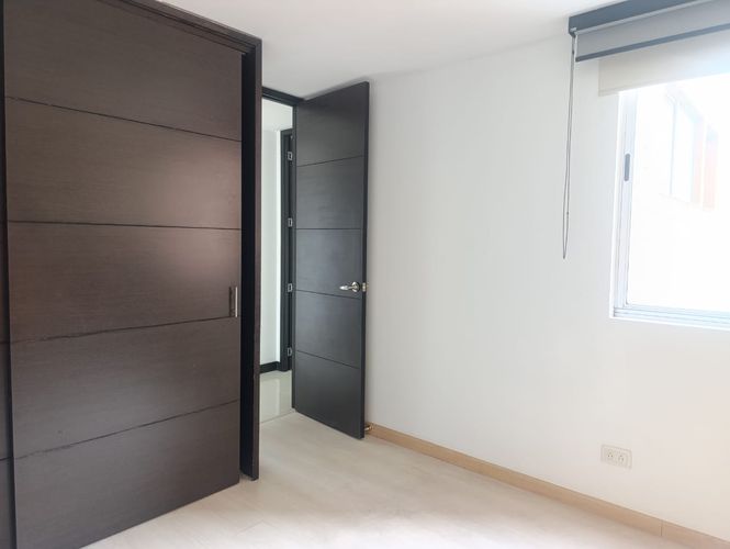 Apartamento de 3 alcobas en arriendo en El Poblado, Medellín, 125 m² · foto 11 de 17