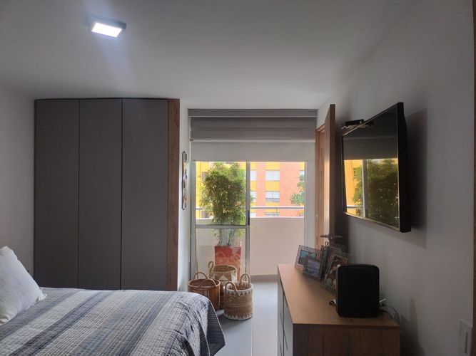 Apartamento de 1 alcoba en arriendo en El Poblado, Medellín, 55 m² · foto 3 de 10