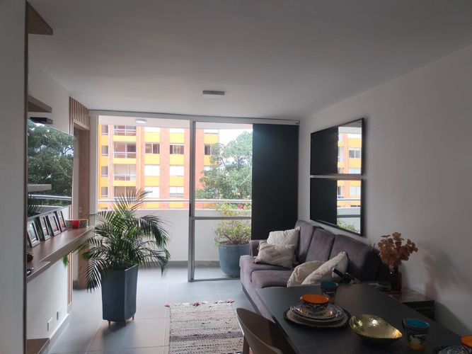 Apartamento de 1 alcoba en arriendo en El Poblado, Medellín, 55 m² · foto 2 de 10