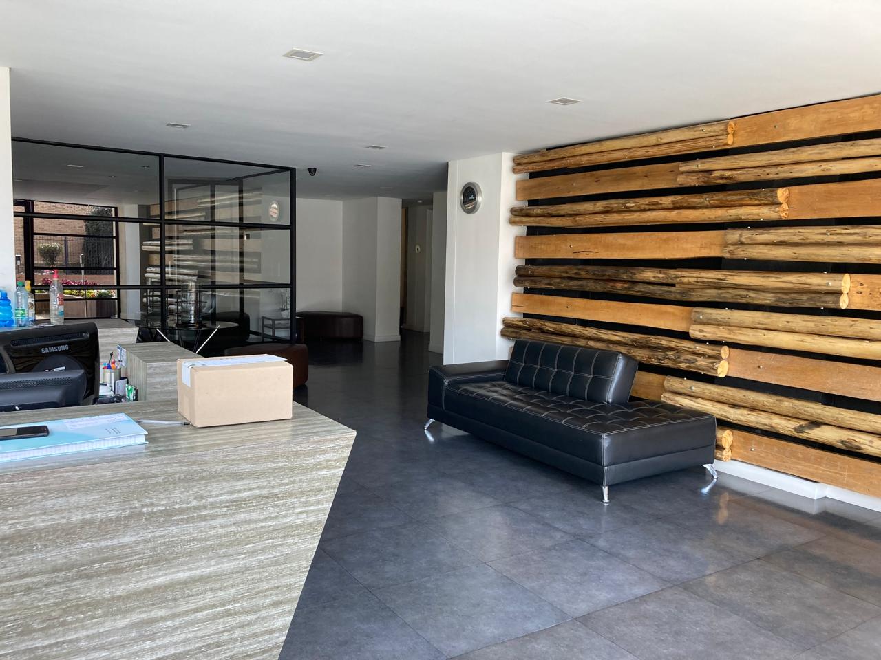 Apartamento en venta en El Contador, Bogotá · foto 2 de 21
