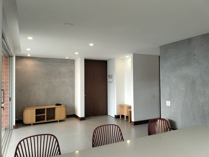 Apartamento de 1 alcoba en arriendo en El Poblado, Medellín, 82 m² · foto 3 de 12