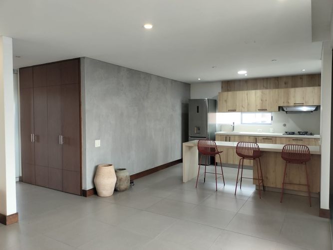 Apartamento de 1 alcoba en arriendo en El Poblado, Medellín, 82 m² · foto 2 de 12