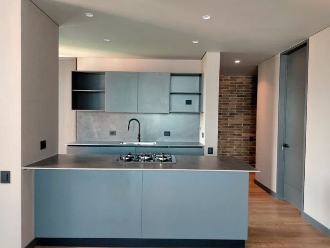Apartamento de 2 alcobas en venta en El Poblado, Medellín, 100 m² · foto 6 de 19