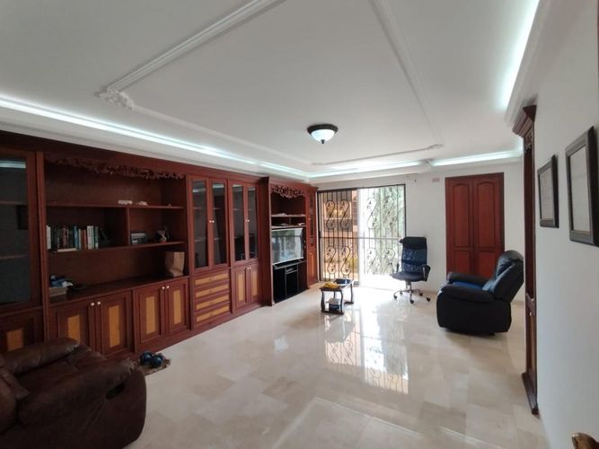 Casa de 4 alcobas en venta en El Ingenio, Cali, 470 m² · foto 17 de 19