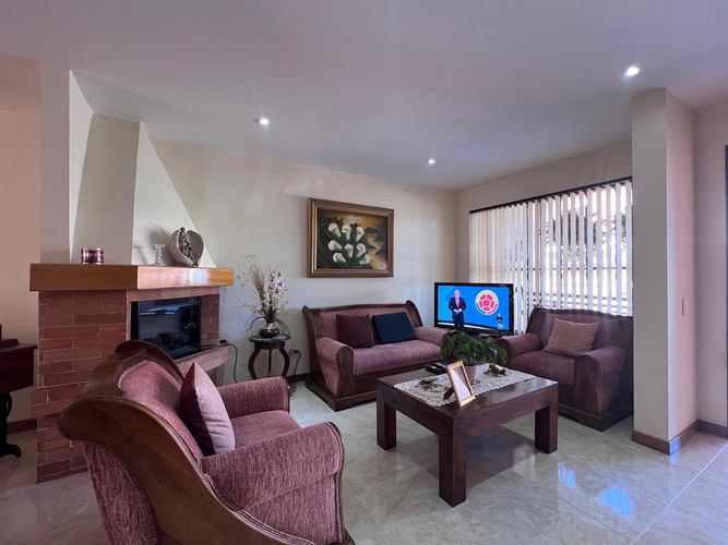 Casa de 3 alcobas en venta en El Porvenir, Rionegro, 150 m² · foto 2 de 11