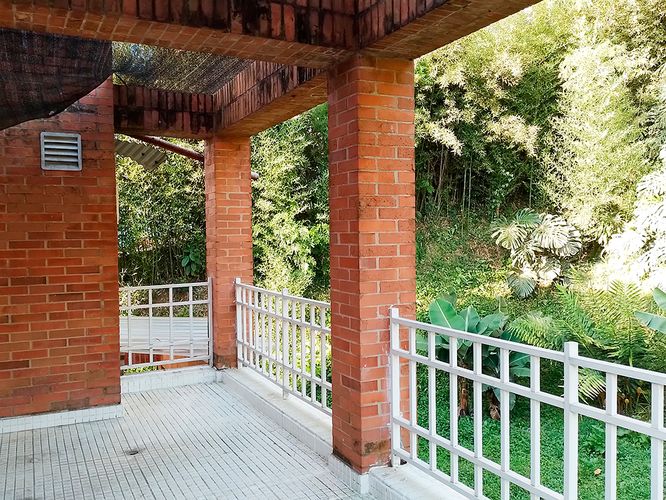 Casa de 4 alcobas en venta en El Tesoro, Medellín, 450 m² · foto 16 de 17