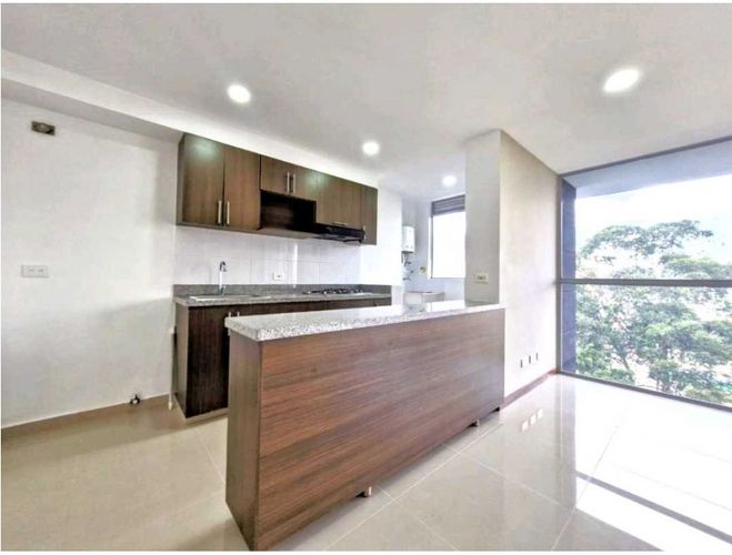 Apartamento de 3 alcobas en venta en Loma De La Doctora, Sabaneta, 89 m² · foto 2 de 11