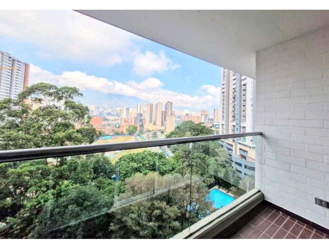 Apartamento de 3 alcobas en venta en Loma De La Doctora, Sabaneta, 89 m² · foto 4 de 11